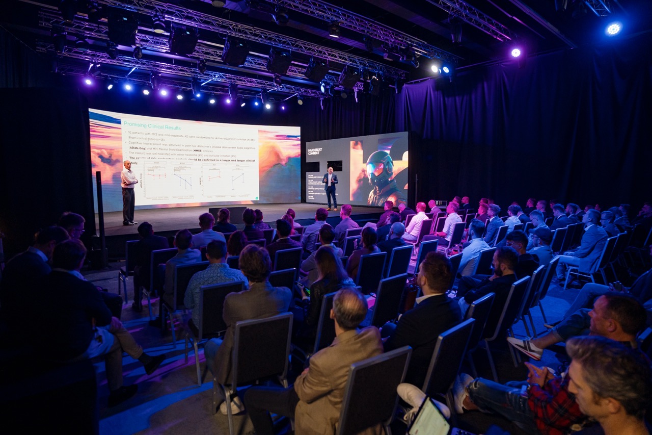 Hard2beat Connect — full auditorium